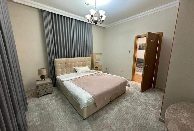 989221 - Property Image 3