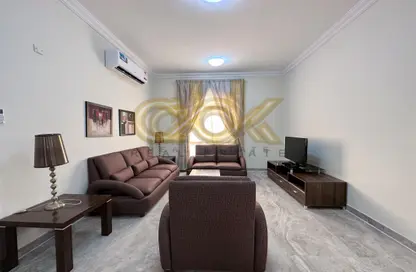 Apartment - 2 Bedrooms - 2 Bathrooms for rent in Al Sadd Road - Al Sadd - Doha