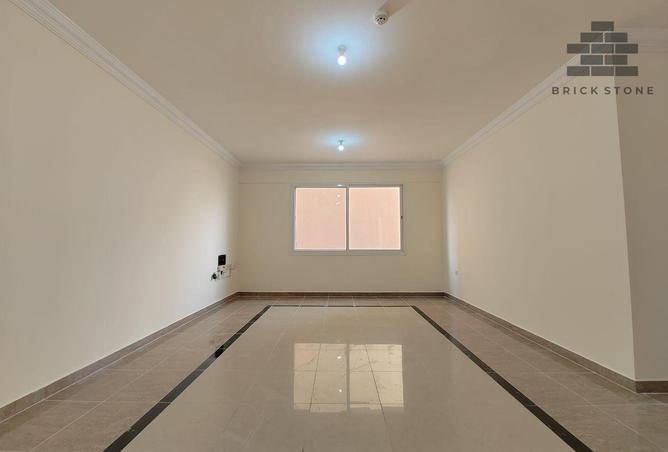 926993 - Property Image 2