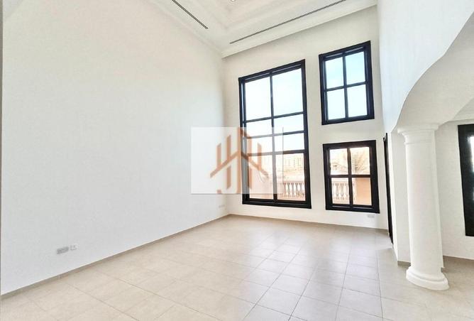 989330 - صورة العقار 2