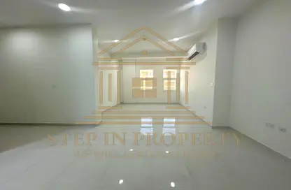 شقة - 3 غرف نوم - 3 حمامات للايجار في جناين الوعب - الوعب - الدوحة