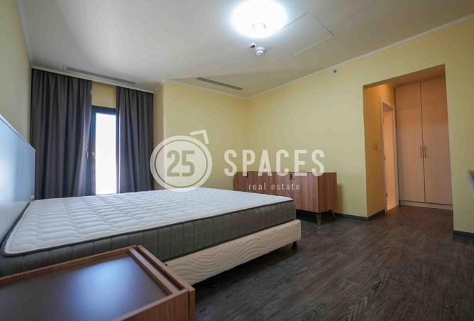 952803 - Property Image 2
