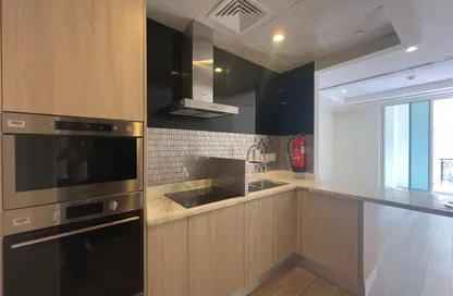 Apartment - Studio - 1 Bathroom for rent in Viva West - Viva Bahriyah - The Pearl Island - Doha