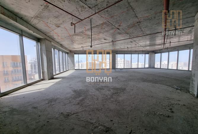 Full Floor - Studio - 2 Bathrooms for rent in Lusail City - Lusail