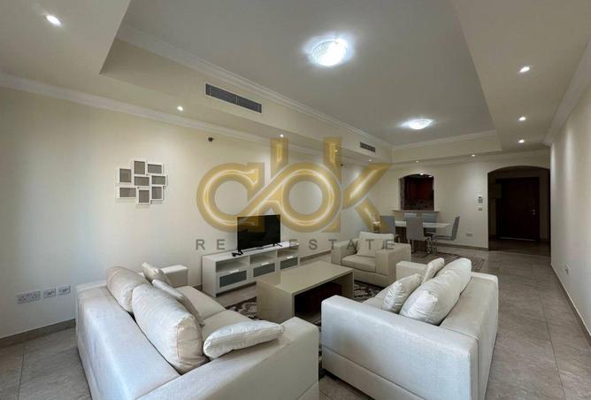 975362 - Property Image 2