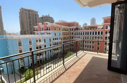 Apartment - 1 Bedroom - 2 Bathrooms for rent in Mercato - Qanat Quartier - The Pearl Island - Doha