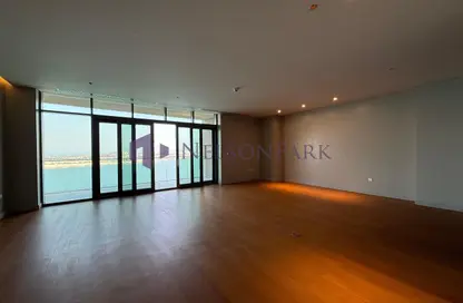 Apartment - 3 Bedrooms - 5 Bathrooms for rent in Waterfront West Villas - Waterfront Residential - The Waterfront - Lusail