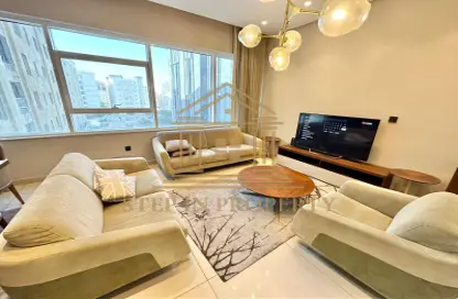 شقة - 2 غرف نوم - 4 حمامات للايجار في شارع انس - فريج بن محمود الشمالي - فريج بن محمود - الدوحة