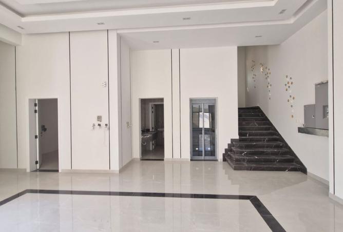 950694 - Property Image 3