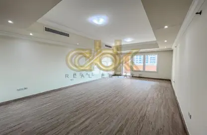 Apartment - 1 Bedroom - 2 Bathrooms for sale in East Porto Drive - Porto Arabia - The Pearl Island - Doha