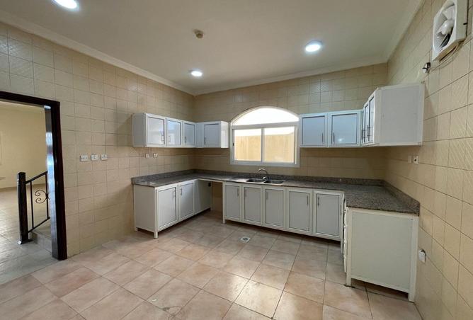 939769 - Property Image 3