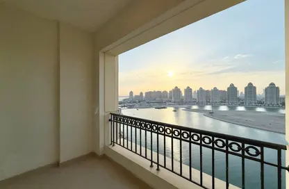 Apartment - 1 Bedroom - 2 Bathrooms for rent in Viva West - Viva Bahriyah - The Pearl Island - Doha