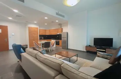 Apartment - 1 Bedroom - 2 Bathrooms for rent in West Bay Tower - West Bay - West Bay - Doha