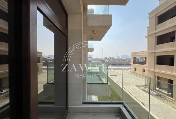 939629 - Property Image 2