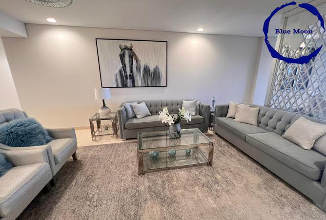 Apartment - 3 Bedrooms - 4 Bathrooms for rent in Viva West - Viva Bahriyah - The Pearl Island - Doha