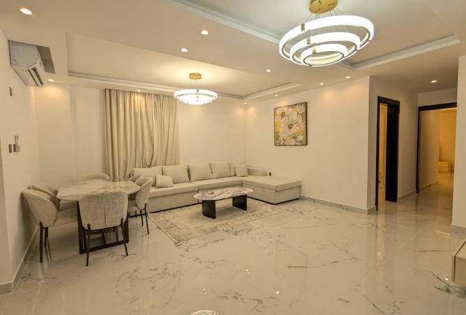 952549 - Property Image 2