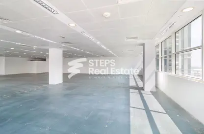 Office Space - Studio - 3 Bathrooms for rent in Al Baraha Tower - Marina District - Lusail