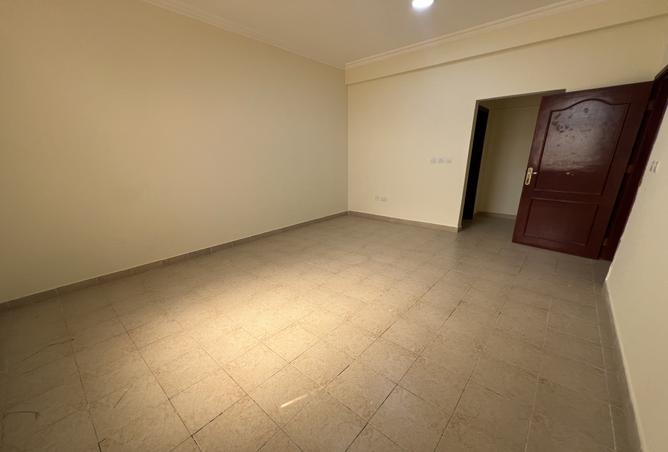 961281 - Property Image 3