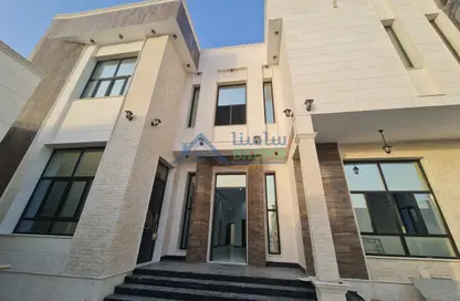 Villa - 7 Bedrooms - 7+ Bathrooms for sale in Al Wukair - Al Wukair - Al Wakra