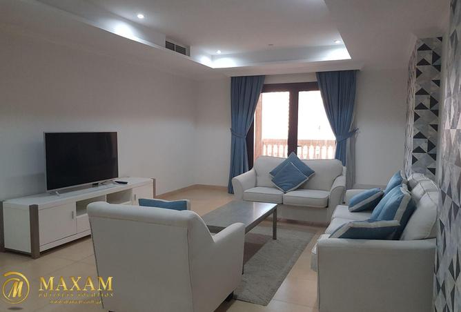911292 - Property Image 3
