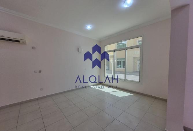 1006926 - Property Image 2