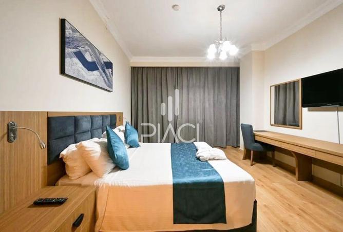 989949 - Property Image 3