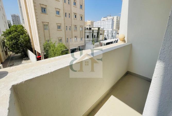 952734 - Property Image 2