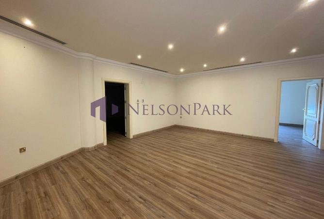 940898 - Property Image 3