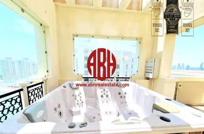 Penthouse - 7 Bedrooms - 7 Bathrooms for rent in Viva East - Viva Bahriyah - The Pearl Island - Doha