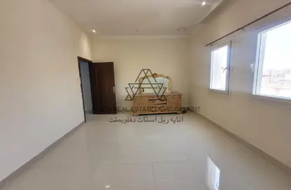 فيلا - غرفة نوم - 1 حمام للايجار في شارع  بو هامو - أبو هامور - الدوحة
