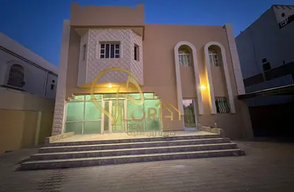 فيلا - 6 غرف نوم - 7 حمامات للايجار في مريخ - المريخ - الدوحة