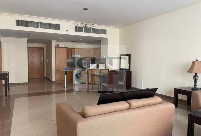952757 - Property Image 2