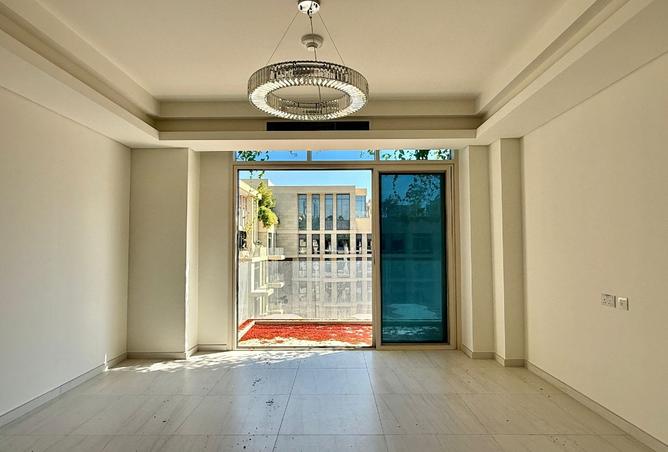 973398 - Property Main Image