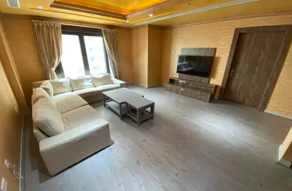 Apartment - 1 Bedroom - 2 Bathrooms for rent in Porto Arabia - The Pearl Island - Doha