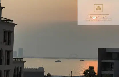 شقة - غرفة نوم - 2 حمامات للايجار في البلاج الجنوبي - البلاج - جزيرة اللؤلؤة - الدوحة