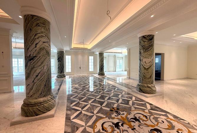 925879 - Property Image 2