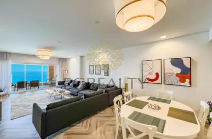 Apartment - 2 Bedrooms - 3 Bathrooms for sale in Al Mutahidah Tower - Viva Bahriyah - The Pearl Island - Doha