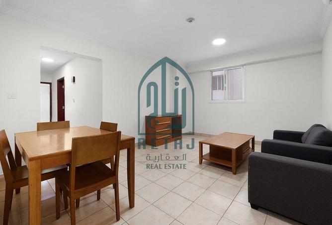 955998 - Property Image 2