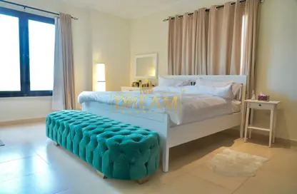 Apartment - 2 Bedrooms - 3 Bathrooms for sale in Porto Arabia - The Pearl Island - Doha