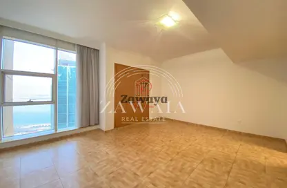 Apartment - 3 Bedrooms - 5 Bathrooms for rent in West Bay Villas - West Bay - West Bay - Doha