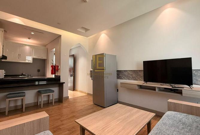 985534 - Property Image 2