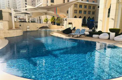 Apartment - 2 Bedrooms - 3 Bathrooms for rent in Regency Pearl 3 - Viva Bahriyah - The Pearl Island - Doha
