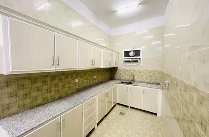 Apartment - 2 Bedrooms - 1 Bathroom for rent in Al Luqta - Al Luqta - Doha