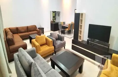Living Room image for: Apartment - 3 Bedrooms - 3 Bathrooms for rent in Nora Park Residence - Fereej Bin Mahmoud South - Fereej Bin Mahmoud - Doha, Image 1