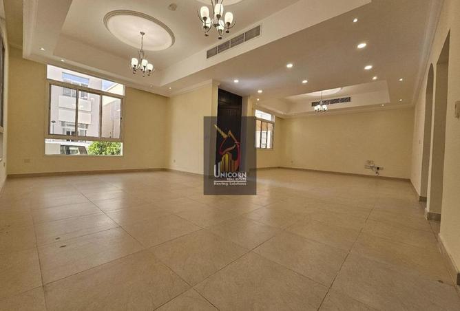 967986 - Property Main Image