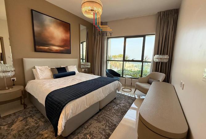 982196 - Property Image 3