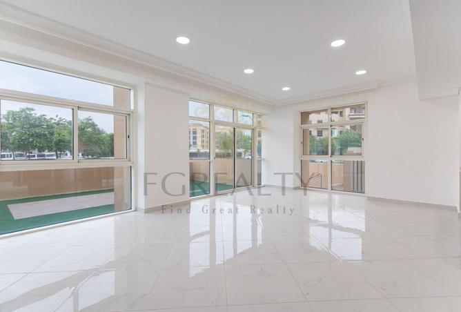 993038 - Property Main Image