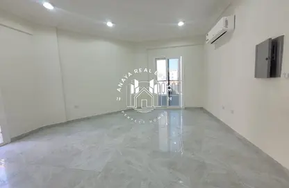 Apartment - 2 Bedrooms - 2 Bathrooms for rent in Tadmur Street - Old Airport Road - Doha
