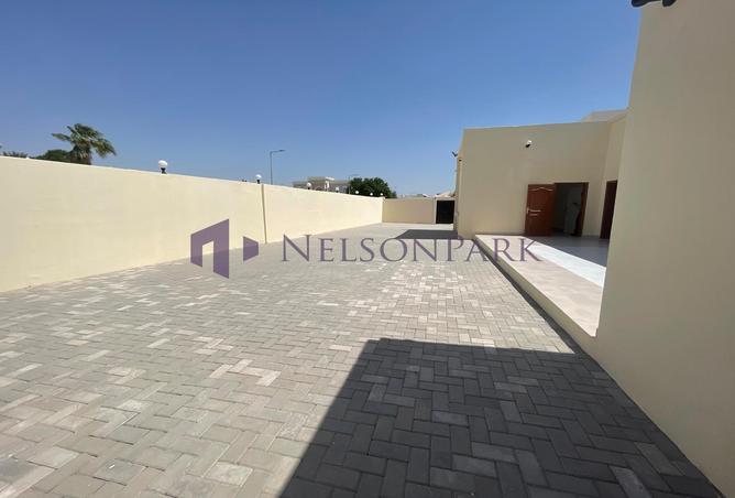 936259 - Property Image 2