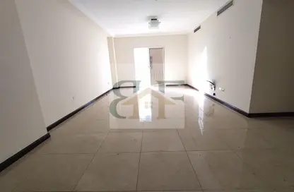 Apartment - 3 Bedrooms - 3 Bathrooms for rent in Al Nasr Street - Al Nasr - Doha